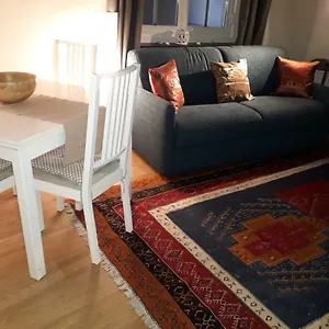 Cosy Little House Apartment Genoa